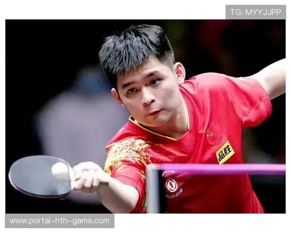 乒乓球：马龙在 WTT 训练课中指导林诗栋，被媒体解读为国乒老将的传承时刻。