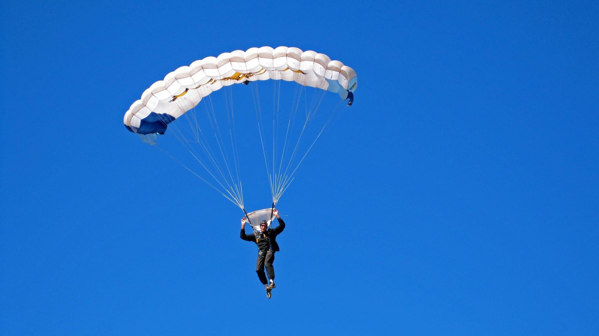 游泳世锦赛：孙杨连续夺金，领衔水中巨星！，孙杨游泳世锦赛冠军