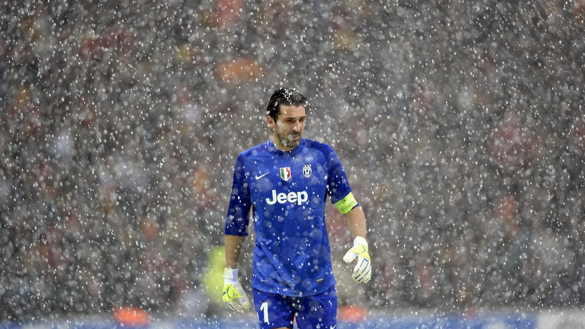 华体会真人体育-篮球少年用激情点燃生活的希望，篮球少年视频